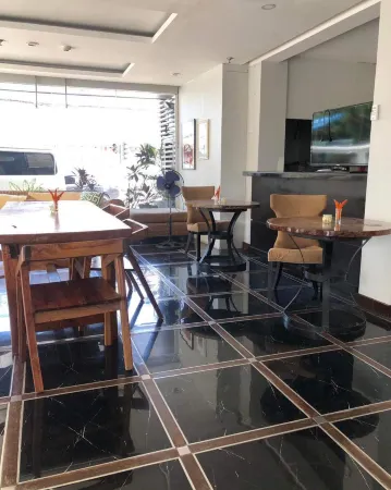 UpperHouse Hotel Formerly Pacifico Boutique by Hiverooms