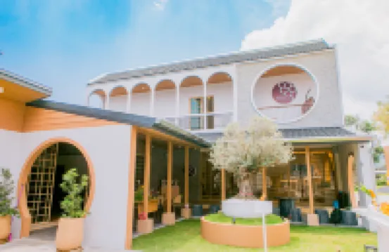 Baan Cocoa Boutique Hotel Hotels near Sarasin Bridge