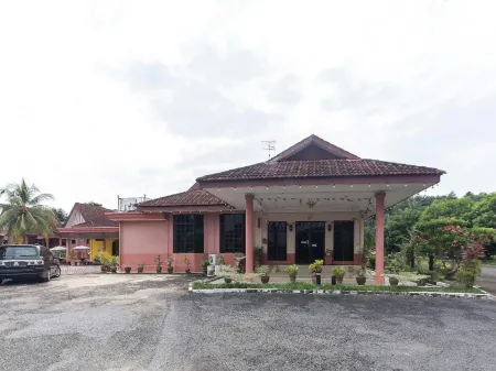 INB Resort Ayer Keroh Melaka Отели рядом с достопримечательностью «Butterfly and Reptile Sanctuary»