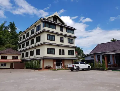 Singha Hotel Hotel di 