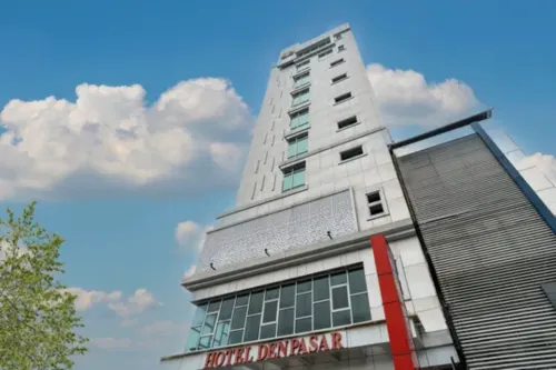 Hotel Denpasar Makassar by LIFE - 2-Star