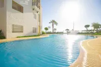 Large 3-Façade Apartment with Sea View & Pool - Ocean View