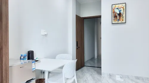 Kim Tan Motel - Tan Do Industrial Park - parking