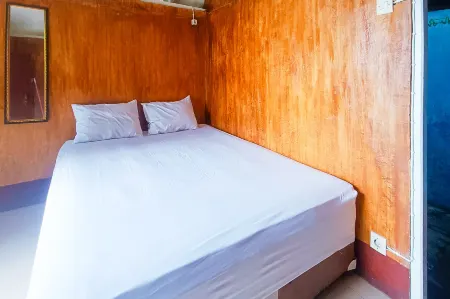 Rejeng Bungalow near Gangga Waterfall Lombok Отели в г. Genggelang