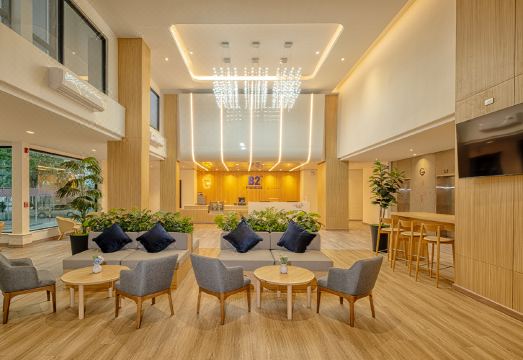 B2 수판 부리 프리미어 호텔 객실