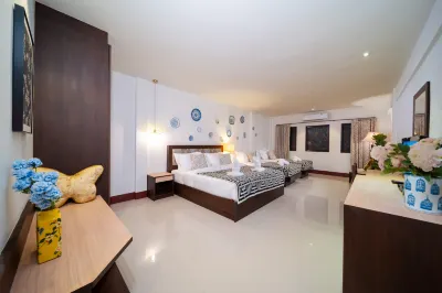 Nyonya Maison Boutique Hotel Phuket Old Town 카오랑 전망대 주변 호텔