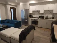 2-Bedroom Townhouse Near UBC