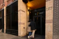 Nester Finn St. Lawrence Market - بوتيك