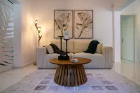 Seclusion, Privacy and 2 bedroom Luxury in Glyfada