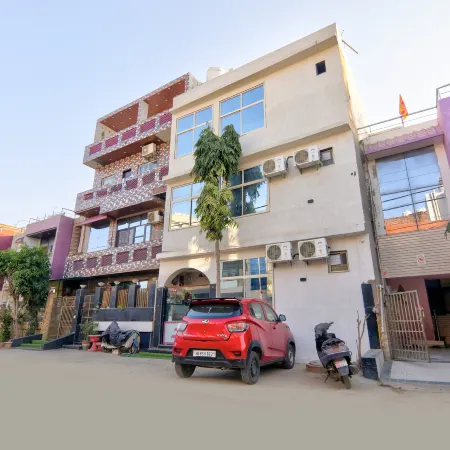 Hotel Brij Stone- Vrindavan