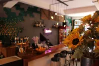 Black Art hotel - bar