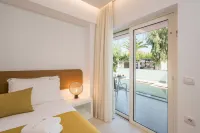 Tarra Seaside  Hotel