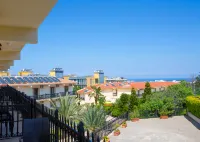 Sunny Side Suites by HolidayKeys