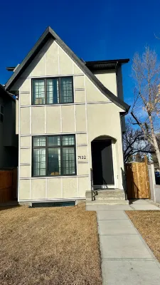 Modern Luxury Basement Suite - New