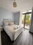 64 Millbay Road - Apartments