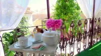 2 bedroom apartment in Lisbon with garden view - บริการรถรับส่ง