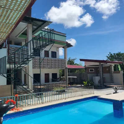 AOSMEC Pool Camp Hotel
