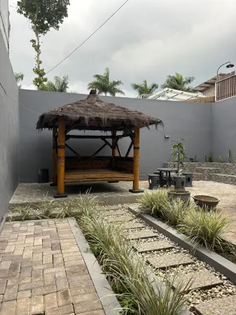 Gerbera Springhill 4BR Villa Springhill Garden Malang Отели в г. Pakis