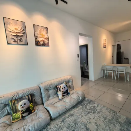 Family Comfy Deluxe Homestay