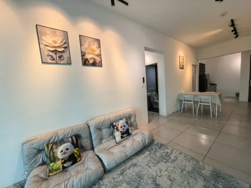 Family Comfy Deluxe Homestay Hotels in Perai