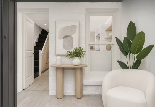 Stylish 4BR City Retreat