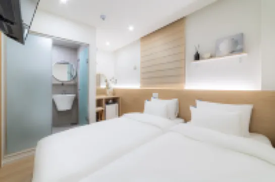Hi Seoul Hostel Myeongdong Central
