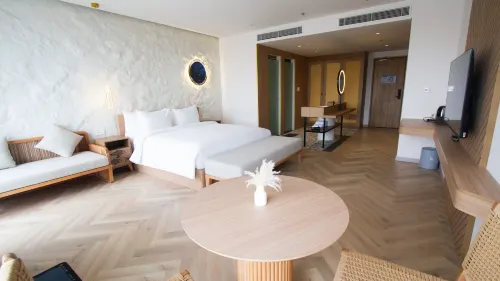 Mona Luxe Apartment Hoi An Hotels in Dien Ban
