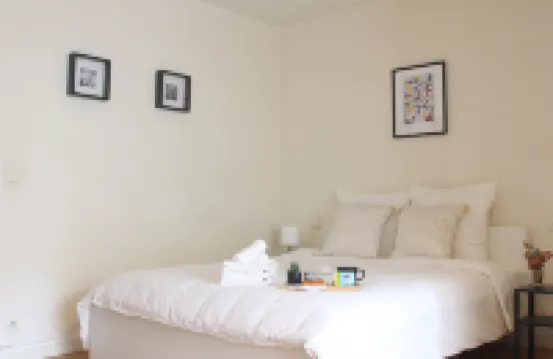 Paris 16 studio near Eiffel Tower Hotels in der Nähe von Pavillon Dauphine