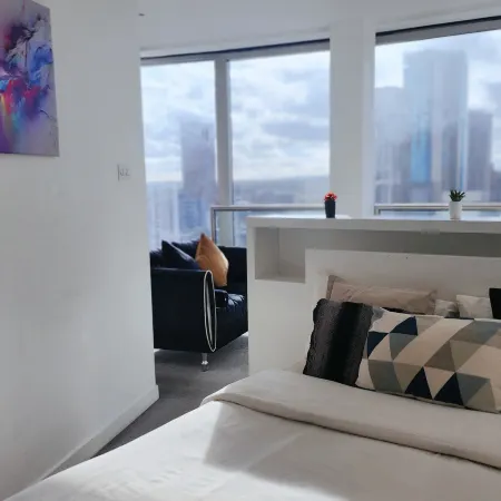 Central New street Apartment in Birmingham with Self Checkin