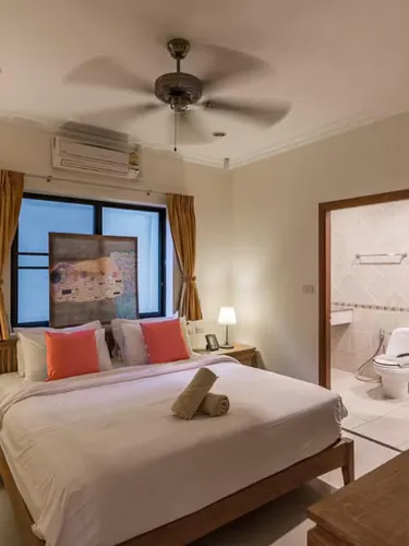 รูปภาพของเอเอ็นบีพูลวิลล่า 3 ห้องนอน ใกล้หาดในพระตำหนัก