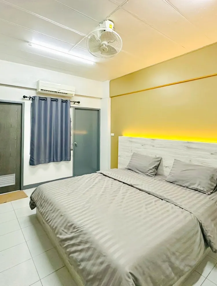 ห้องมาตรฐาน เตียงใหญ่