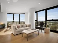 Sky One Box Hill, 3BR with Pool, Sauna & Parking Hotels in Box Hill