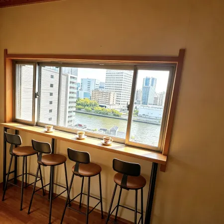 Genen | Spacious 200m2 House | Accommodates Up to 16 Guests