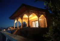 Iram Heritage group of Houseboat's - Kapal