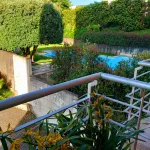 Exclusive Private Apartment with Swimming Pool! - vue sur la montagne