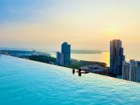 AIR HOTEL Sihanoukville - SKY POOL & FREE LAUNDRY - 5min to Boat Pier