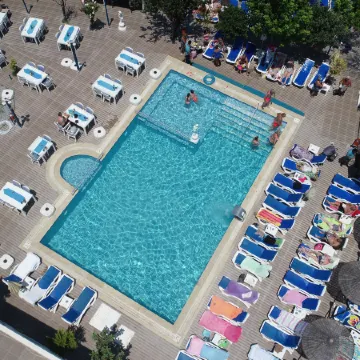 Mavi Restaurant & Apartments 1