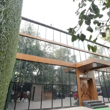 HOTEL AMMAS PALACE Отели рядом с достопримечательностью «Мумбай - центр города»