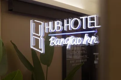 Hub Hotel Banqiao Inn Hotel dekat Shulin Station