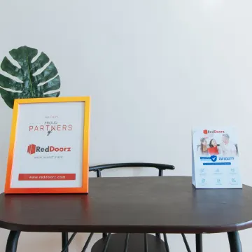 RedDoorz @ Wyns Hotel