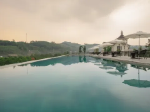 Venusgiti Hotspring Resort & Spa Hotels in Kim Boi District