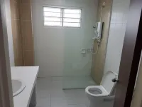 Sitiawan semi D homestay with 4 bedrooms - balcony