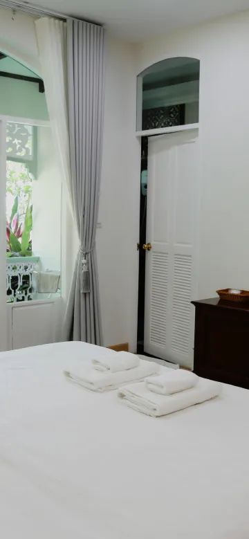 ห้องดีลักซ์เตียงใหญ่ วิวสวน