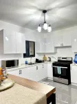 Ocean Vista | 2-Bedroom | Entire Modern House with Ocean Views, Pool, Gym | Nearby Beaches