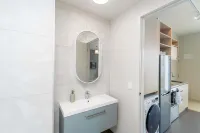 Petone Two Bedroom Apartment with Private Balcony