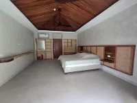 Climaco Beach | Villa in Mactan