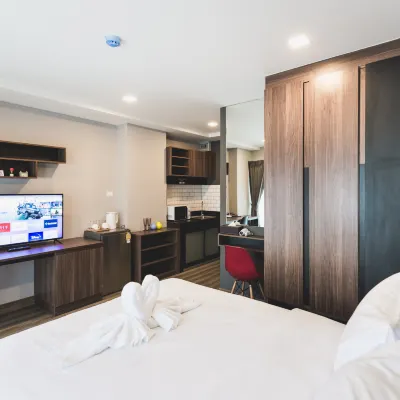 W2 RESIDENCE Hotels near J. W. Place