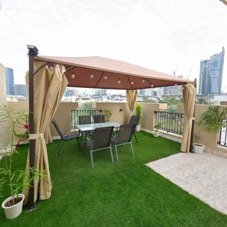 Modern Villa | Spacious Balcony & Garden Views
