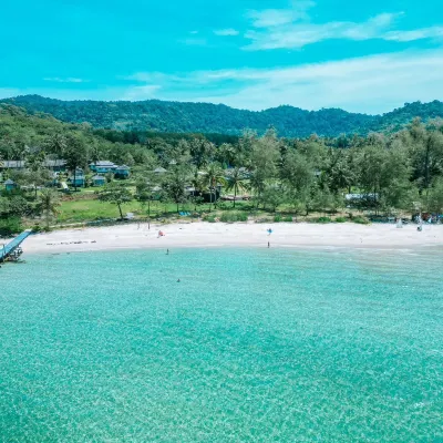 บรรยากาศ เกาะกูด รีสอร์ต โรงแรมใกล้หาดอ่าวพร้าว