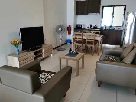 Landmark by Homey Planet Studio Suite(S)